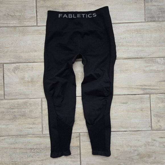 Fabletics Sync Seamless High-Waisted 7/8 Legging Women's Black Gym Workout M - Picture 3 of 7